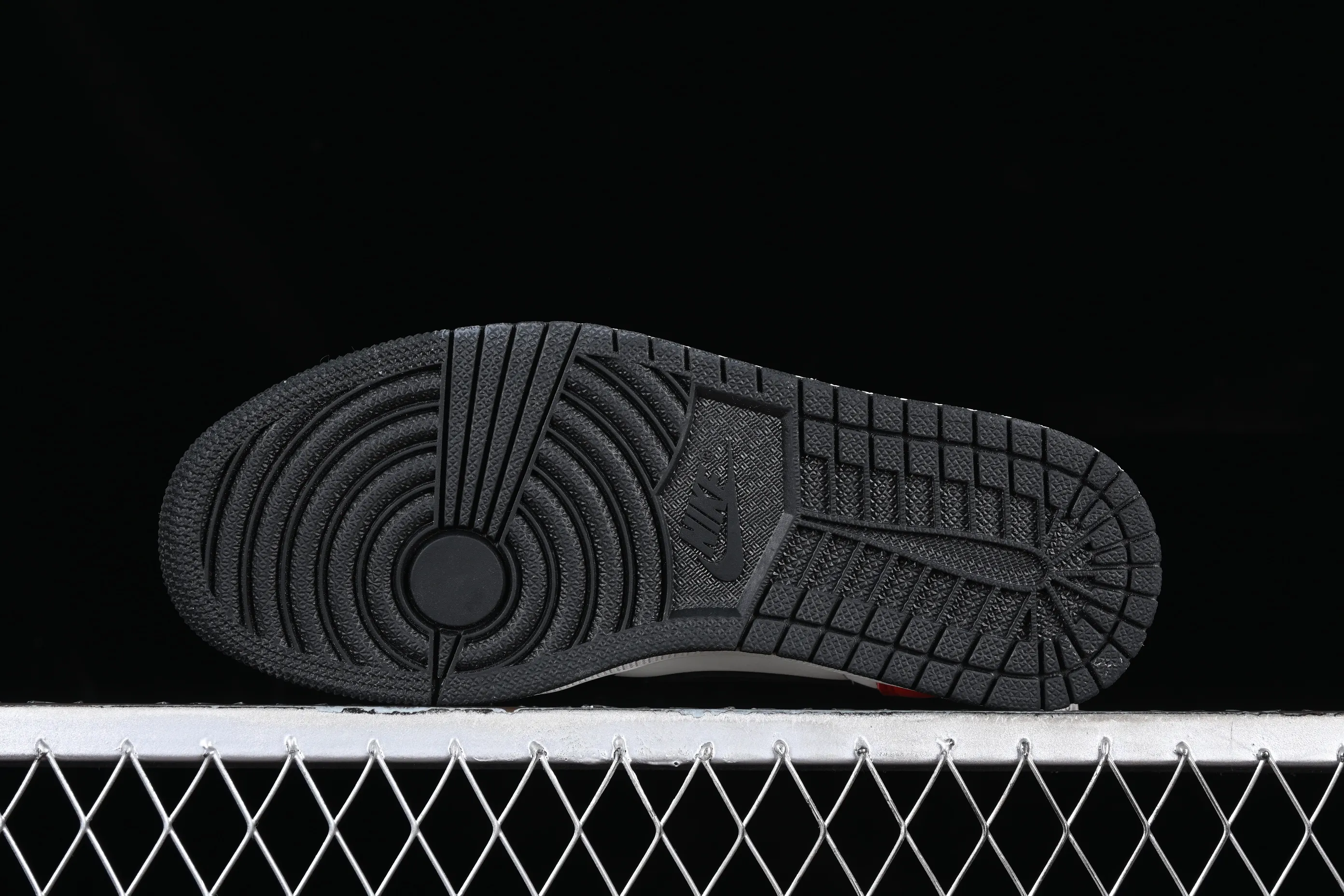 All categories Air Jordan Jordan series basketball shoes Air Jordan 1 Low Z version Air Jordan 1 Low AJ1 Joe 1 black rice red toe low-top cultural casual sneakers HF8828-100